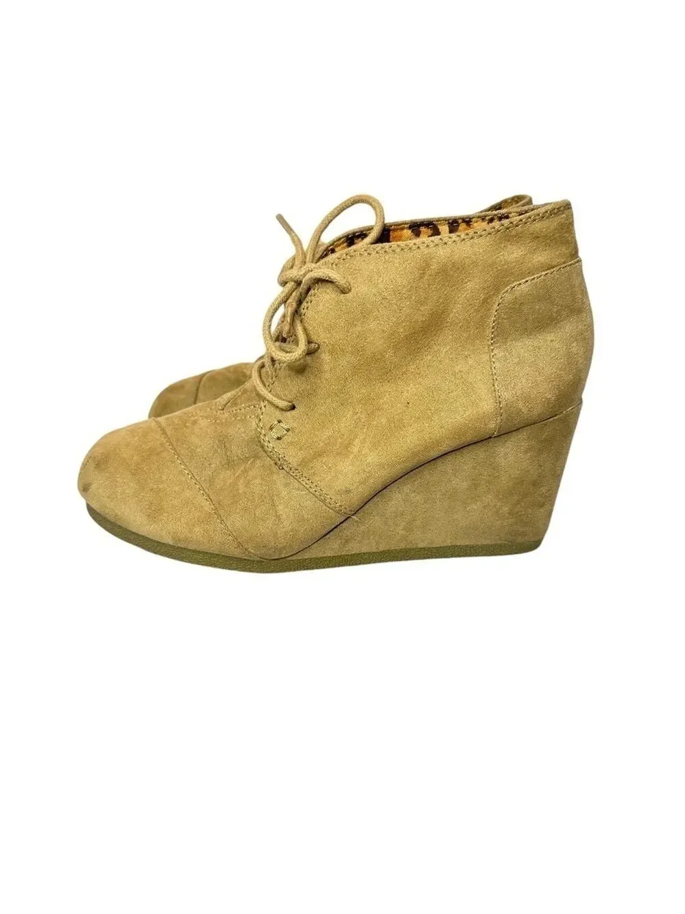 Marbella Edge Bootie Wedge Ankle Boots Taupe Faux Suede Girls Size 4M